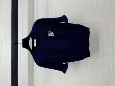 上新原单高端品质 Valentin*2025春夏最新系列！木耳边针织短袖！定制羊毛针织材质 柔软细腻 质感十足 通体素色打底配合品牌抽象徽标图案 质感绝佳 袖口