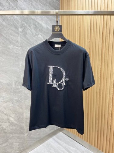 dior 迪奥 2025年春夏新品上新 三标齐全 纯棉圆领短袖T恤 好货不用过多介绍 看细节 专柜码数：Xs-Xl 175 140建议S