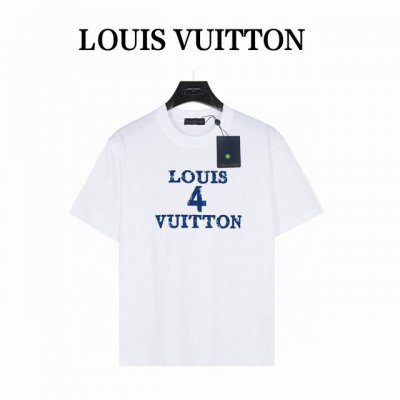 lv 路易威登 数字4数码印花短袖 款号:Lv19 白色 240克重磅小落肩100%棉T恤 Os版型 宽松有型好搭配 采用精梳紧密赛络工艺 面料更耐磨 袖口以及