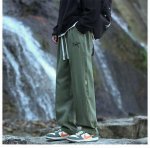 上新 Arc'teryx 始祖鸟春秋季美式高街男士3D立体防泼水速干梭织直筒户外长裤 设计感降落伞裤休闲工装裤 高腰设计，宽松直筒裤型 拼接松紧腰头，可调弹力皮
