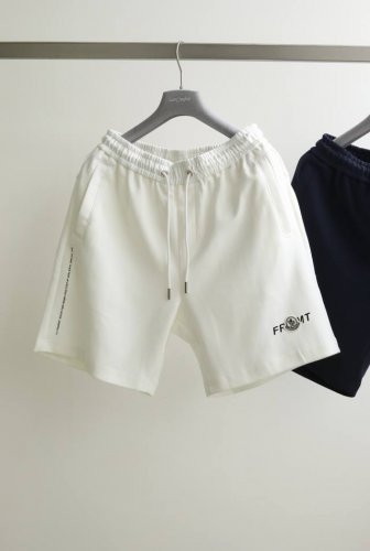 mon*Cl*R 蒙口 25年夏季新款休闲短裤 定制卫衣棉面料 吸汗透气！标志性Logo印花全原版五金辅料，简约休闲款式打造休闲与个性兼备的时髦单品 大气且百搭