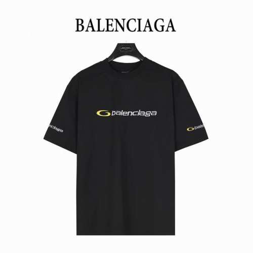Balenciga 巴黎世家 25Ss Tracksuit Logo廓形刺绣短袖T恤 采用纯棉柔软平纹面料，对色定染面料 进口立体前后绣花工艺，潮流感十足，定染