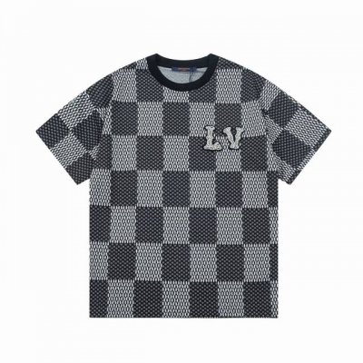 隔天到 Louis Vuitton 路易威登 珍珠字母棋盘格 大Logo标识精致升级，灵感源自八十年代复古刺绣 原版面料 官方同款 短袖T恤 同缸染面料 手感非
