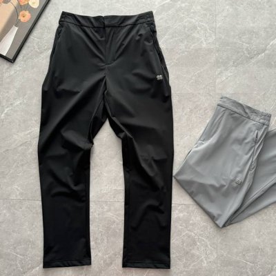 发 ，Kolon Sport可隆户外休闲裤防晒裤夏季凉感弹力针织运动长裤，选用定制凉感针织面料，舒服透气防晒的同时，有弹力，大幅度运动也毫无束缚感，这款为提升夏