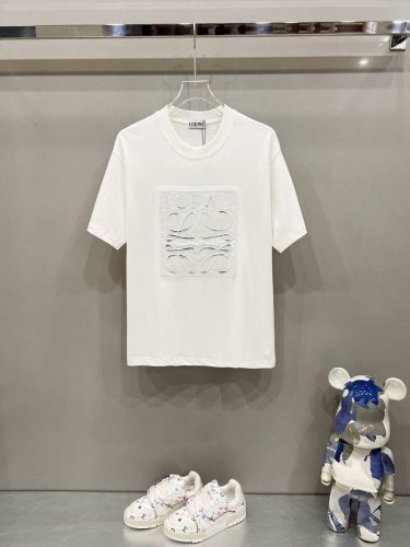 loewe 罗意威 320克圆领短袖T恤 贴布切割绣花字母图腾Logo工艺标识 官方同步 1:1原版开模 时尚个性 百搭潮流 纯原品质 原版洗水面料 吊牌 领标