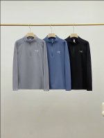 始祖鸟Arc'teryx 鸟家半拉链立领户外运动卫衣长袖T 这款卫衣长袖T采用顶级高性能面料，具备出色的吸湿排汗功能。无论是在大汗淋漓的高强度徒步，还是在闷热潮
