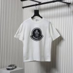Moncler 蒙口 25Ss 烫画Logo短袖T恤面料采用定制240G 26支特滑双股精棉平纹高密无尘全棉布料 前幅高密度加厚 走线平整 代工品质 全套定制辅