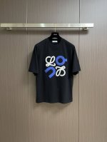 Loewe X On 昂跑合作联名系列圆领短袖T恤，经典个性刺绣大标识 圆领短袖，顶级制作工艺进口面料，款独特设计，采用进口高端订制进口丝线手感一流！尺码：M-
