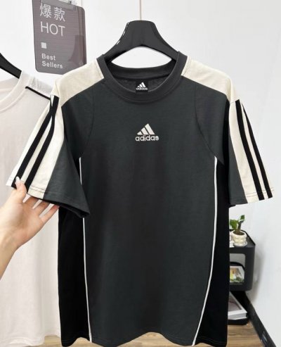 Adidas阿迪达斯夏季美式风基础款纯棉拼接休息短袖男女同款夏季款！ ~220克透气纯棉双纱面料 ~拼接设计 三条杠装饰 拼接处理 ~刺绣Loog 深灰色 尺码