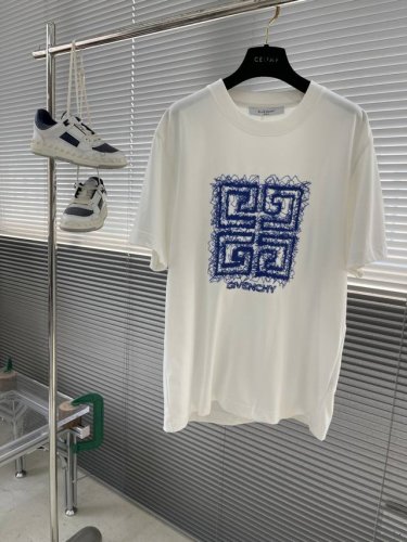 Gvc 2025夏季新款短袖T恤，特色的线绣工艺，个性艺术系列全网独家首发 百搭款细节处理完美240克纯棉面料十分精致 原版面料 网红明星同款高版本 高品质手感