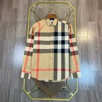 p300 顶级代购版本★Burberry巴宝莉Ss25经典大格长袖衬衫 官网在售，专柜同款！ 经典版型衬衫怎么穿都好看，巴宝莉村衣很讲究品质，经典的款式每年都是