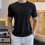 华伦天奴- 2025Ss蛇年贺岁款春夏精品短袖T恤 官网同步 高端品质 定制顶级丝光棉面料，顶级大厂1:1制作，时尚大牌重工艺Logo设计，手感柔软细腻 穿着亲