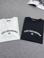 dg 杜嘉班纳 2025春夏新品 圆领休闲丝光棉短袖T恤，选用高品质韩国进口棉打造，同色系多种材质拼接和谐 原厂出品，高品质出货，车工走线整体，大货0残率，无线