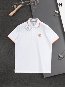 p150 Hermes 爱马仕 微宽版型 S-Xl 25Ss新品最顶级时尚专柜款 超爆翻领纽扣Polo衫 经典领口爱马仕橙色条 胸口H简约字母刺绣精美重工艺H圆
