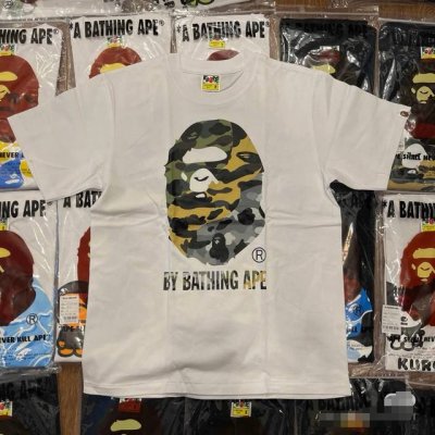 001048款Bape Ss25 1St Camo系列 混合颜色猿人印花圆领短袖T恤 男女同款 码数Smlxlxxl 黑色白色