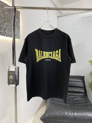 高品质 Balenciaga巴黎25Ss新款短袖T恤 面料采用高克重布料 洗完水260克重 不缩水 不变形 爆裂字母图案 三标齐全 实物绝绝子好看！质感十足 版