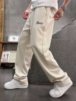 gu# 2025 铜氨丝莫代尔空气层春夏休闲裤子 美学的焕新诠释,演绎浓郁的格调型时尚风范,细节感和设计感强悍.经典品牌标识做为色彩搭配,演绎经典的品牌时尚,为