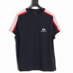 balenciaga 巴黎世家 25Ss 织带刺绣短袖T恤 采用16支精梳赛络纺纱做高密度平纹工艺，洗后克重 克，手感细腻柔软。烧毛除尘工艺。同缸染十字拉架罗纹