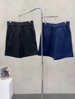 Burberry巴宝莉独家专供新款休闲短裤高端版本 专柜定制面料 透气舒适度高，细节无可挑剔，品牌元素设计理念，体现高品质。手感细腻柔软！呈现休闲裁剪，上身版型