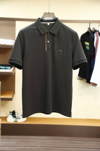 Ziy 杰尼亚-重磅推荐！春夏新品 专柜在售 时尚高端男装polo-胸前Logo个性时尚 进口顶极高密度冰丝面料-极为亲肤舒适 摸上去非常的细腻，质感很好，凉爽