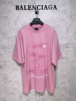 balenciaga巴黎世家 顶级版本.官网品质 24新品铁塔短袖T恤 洗后克重260G 裂纹数码印花工艺是一种独特的印花技术通过设计图案 选择面料 处理面料