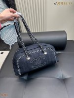 香奈儿水洗牛仔保龄球手提包 时髦典雅 直接封神 Chanel值得入手 尺寸35.17Cm