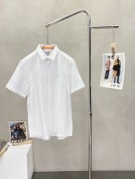 Hermes爱马仕独家专供新款原单男士休闲短袖衬衫 高端定制 高端版本 时尚百搭爆款进口面料 手感超柔软细腻 穿着亲肤舒适 高端精品 代工厂p精细做工 上身非常