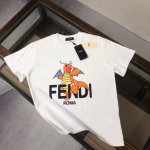 款号:F019 Fendi 芬迪 2025夏季新款圆领短袖T恤！ - 260G双纱纯棉顶级面料 手感柔软 百分百纯棉独家出货 定染硫化黑无尘处理面料 -面料：2