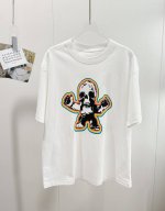 价格P： 品名：Ch 克罗*Foti彩虹骷髅印花高街短袖 尺码：S.M.L 颜色：白色 这件短袖真的太帅了，属于夏天的彩绘，骷髅元素的设计，个性十足，又酷又潮。