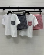 上新原单高端品质Gucc* 2025春夏新款系列 短袖上衣提花裙裤套装 定制原生全棉材质 透气舒适 复古高级 短袖上衣采用克重面料 略带弹性显瘦修身 上衣胸前口
