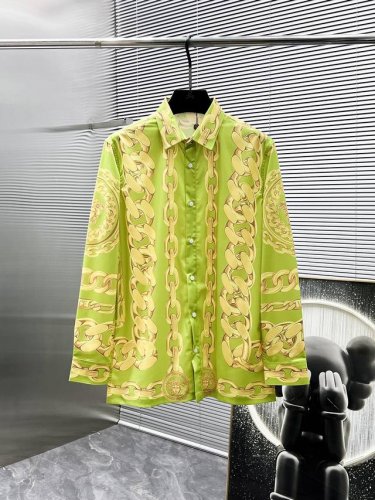 范思哲 Versace 2025Ss新款男士长袖 衬衫 衬衣，高端版本！专柜定制面料 透气舒适度高，细节无可挑剔，品牌元素设计理念，体现高品质。手感细腻柔软！呈