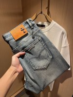 Chrome Hear*S克*心 2025春夏新款牛仔裤！经典银饰辅料系列！男女同款一款让你从心底认可的休闲裤，并且经过时间的推移而让你更加珍稀，潮流的高街之王