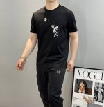 200 loew*罗意-威25S春夏新款圆领丝光短T. 悬垂感强！手感质感都极完美！最新品牌图形3D绣花设计.立体好看.修身的裁剪设计，让你干净利落！时尚又好看