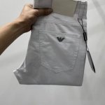 顶级版本 2025春夏欧洲专柜新款 超A代购级别海外贸易公司订单货源，顶级原单高端男士定制时尚修身小直筒牛仔裤。999～1 颜色：图片色 尺码：29-40 面料