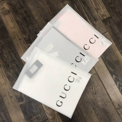 25夏款 发 好货上新 gucci 立体压花设计标识圆领情侣短袖 心动 原版面料高版本高品质 网红明星同款 32支双精梳260G纯棉 不缩水 不变形 男女情侣款