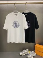 上新 蒙口经典基础款胸前重叠字母Logo情侣款短袖T恤，男女同款，你值得拥有绝佳夏季穿搭必备单品 经典百搭永不过时系列，男女同款 情侣可搭 甄选纯棉280G双纱