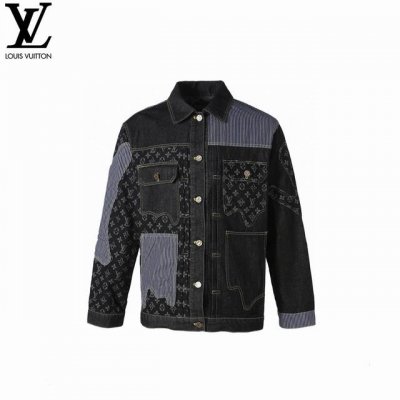 louis Vuitton 路易威登 24Ss 解构拼接满印提花牛仔外套 原版开发 定制经典老花提花牛仔面料 -重工水洗 衣服整体十分厚重 上身柔软舒适 -做工
