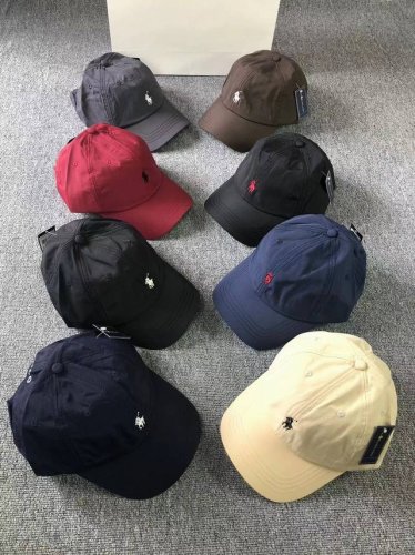 上新 保罗Polo速干棒球帽 材质：尼龙 性能：速干 黑色白标、黑色红标、酒红色黑标、灰色白标、藏青色红标、藏青色白标、卡其色、咖啡色 8色齐发