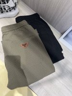 prada普拉达 休闲裤2025Ss春夏新款 特选定制科技清爽面料 定制原版五金 重工工艺打造 车工走线精细 定制面料 柔软舒适 质感显著 辅料精美 媲美市场任