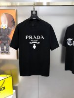 p*Ada 普拉哒2025春夏新款原单男士圆领短袖T恤 专柜同步售卖 注意细节面料爆款高端品质 高版本 Os版型阔版 印胶印花字母Logo图案设计 定制进口95