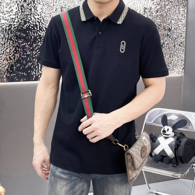 芬迪 高端货商务 白领 单位人士必入单品 休闲商务翻领短袖 科技面料 清爽透气体感非常棒 手感顺滑质感很棒 弹性好 无任何束缚感 面料自带透气网孔 吸湿排汗 速