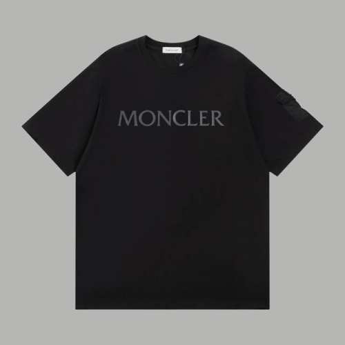顶级版本 区别通货 款式：蒙口Moncler肩袖口袋短袖 颜色：图片色 尺码：Xs-L 面料：300克双织纯棉 辅料：全套定制辅料 无性别区分 男女同款