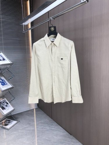 P310 Celine 25Fw 新款格纹衬衫 采用进口的布料1:1还原 羊毛混纺达到40% 各路明星纷纷上身 上街酷到爆 Os款型 男女都可以搭配 尺码：S