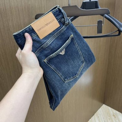 新款 Aj高端定制品质 25Ss春夏最新款原单牛仔裤 柜台同步发售 原版定制复刻 客供五金辅料 原单品质 进口牛仔面料重工洗水 做工走线精细 上身绝佳，优选单品