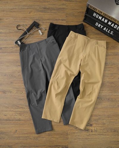 供 迪桑特压胶休闲长裤 颜色：黑色 灰色，卡其 尺码：M，L，Xl，2Xl，3Xl，4Xl。 春夏季新品牛货飞禽鸟家同款户外登山徒步休闲长裤 。采用客供高密度登