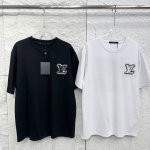 专柜还原顶级复刻版 Lv 微阔型25Ss Louis Vuitton夏季新款前后贴布T恤短袖 260高克重品质控推荐 前后标志点缀设计 采用刺绣结合背部本色贴布