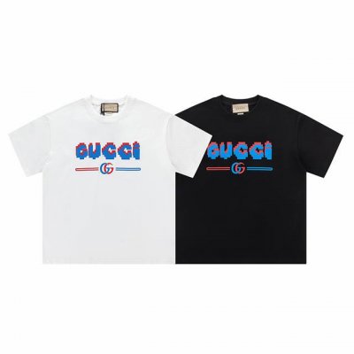 款号 351 gucci新品 无感印花 高克重短袖 选用客供定制针织100%纯棉面打造,面料手感细腻 厚实有质感的纯棉布 高密度的机织工艺 如棉絮般柔紧致舒适