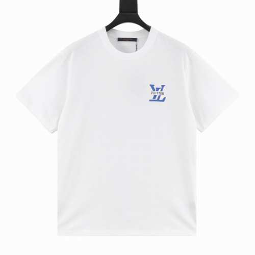 Louis Vuitton路易威登 前后印花短袖 Lv新款T上货！高品质 精梳棉洗水处理 不变形不缩水 260G高克重 手感好 此款T以Lv前后压花设计 ，简约