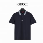 Gucci 古驰 简约字母短袖polo衫 原版品质，欢迎对比。 选用棉质珠地网眼布打造，衣领为双系统提花定织扁机制成，有弹性，不变形，衣服全部原生布捆边，前胸双