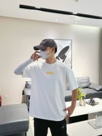 wang* 顶级货品2025春夏新款首发专柜最新款短袖圆领T恤 高端订制 设计前卫时尚！品牌Logo重工艺设计 高端定制260克面料.手感柔软.穿着舒适.专柜级